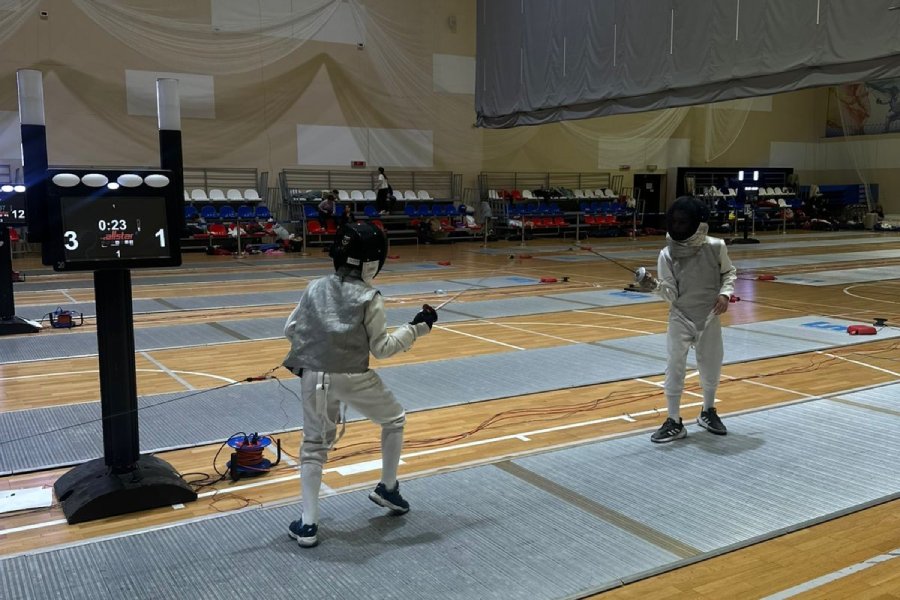 Кубок главы города Сочи по фехтованию собрал 350 участников