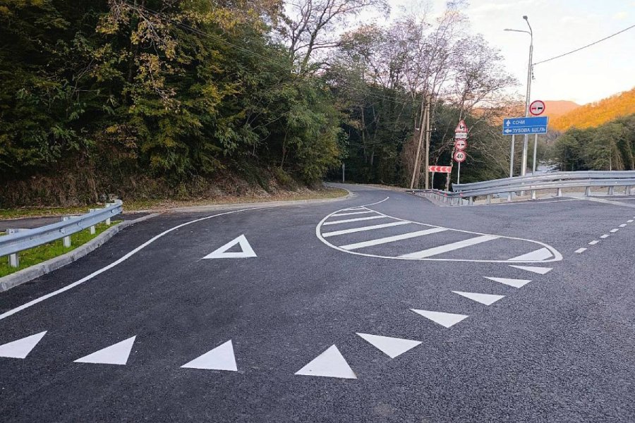 В Сочи запущено движение по мосту через реку Чемитоквадже