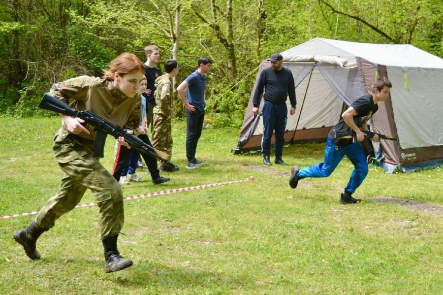 В Сочи прошла военно-спортивная игра для молодежи «Витязь- 2025»
