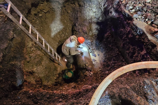 Магистральный водовод по улице Конституции восстановили